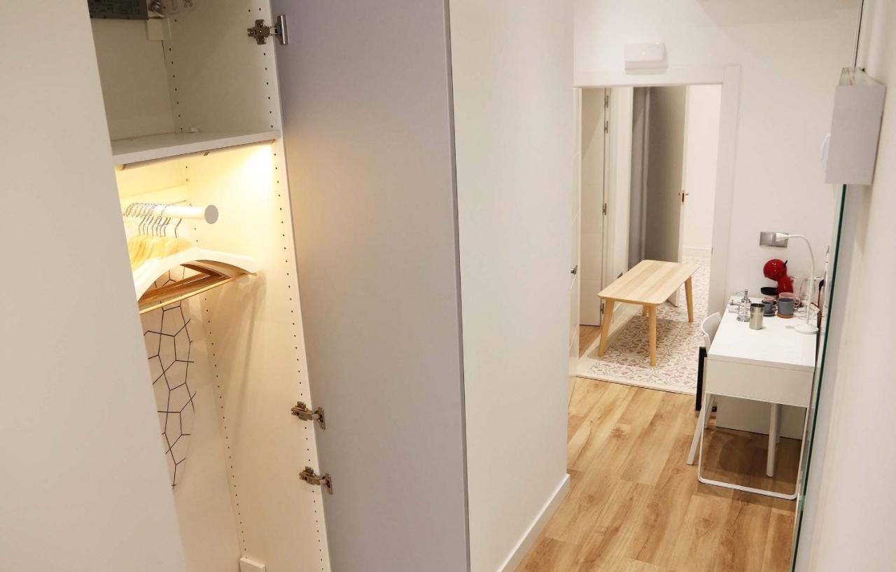 Hostal Gracia Barcellona Esterno foto